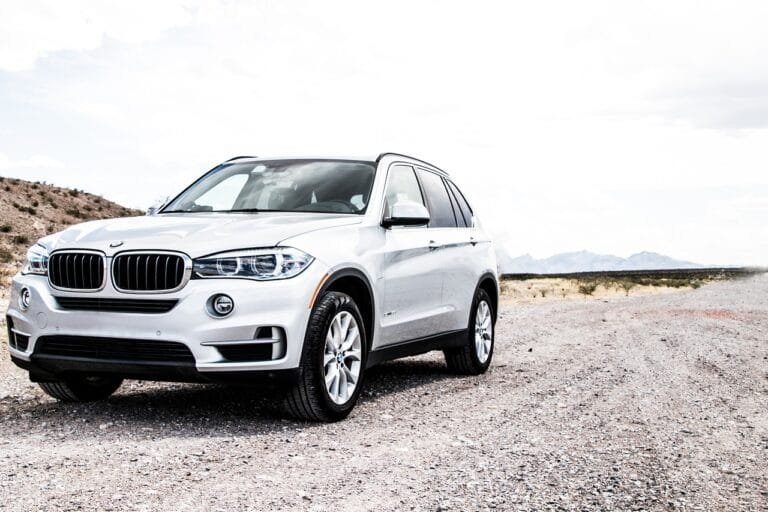 Photo by MaxWdhs - NewsOk bmw, automobile, usa