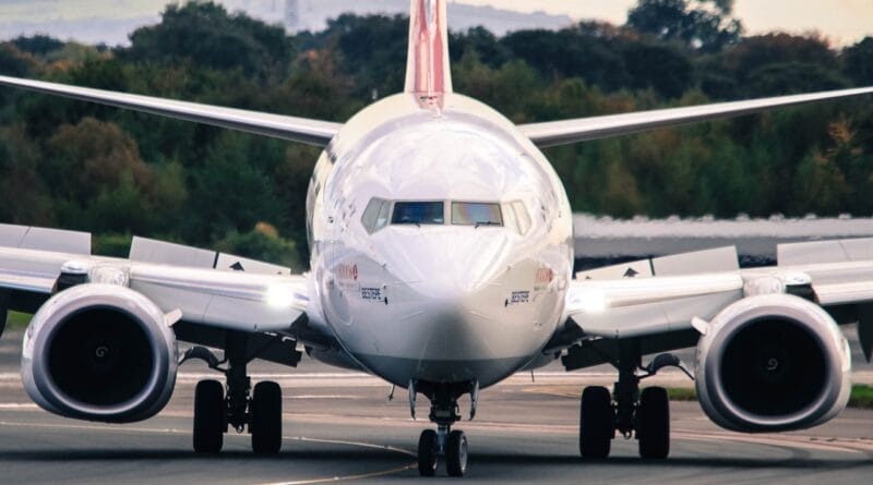 boeing 737, airplane, aeroplane