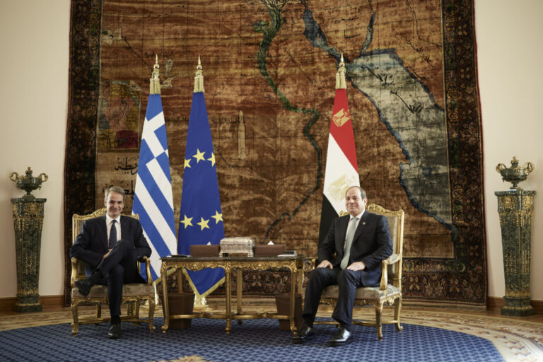 mhtsotakis_sisi/primeminister.gr - NewsOk