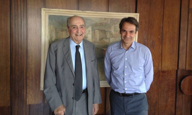 konstantinos-mitsotakis-Kyriakos-MitsotakisFB - NewsOk