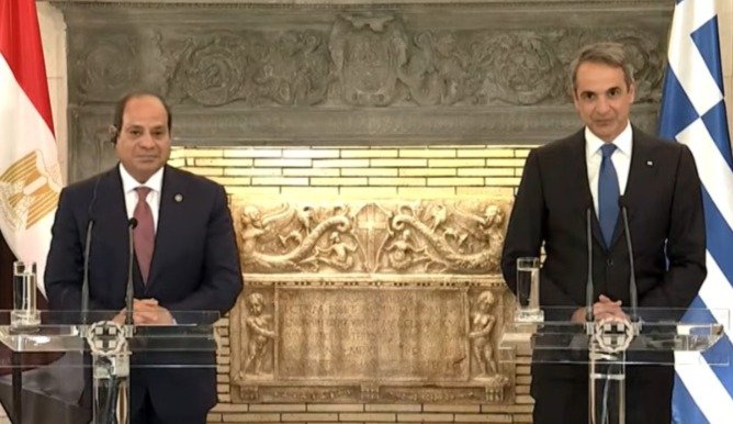mitsotakis_sisi_pb_png - NewsOk