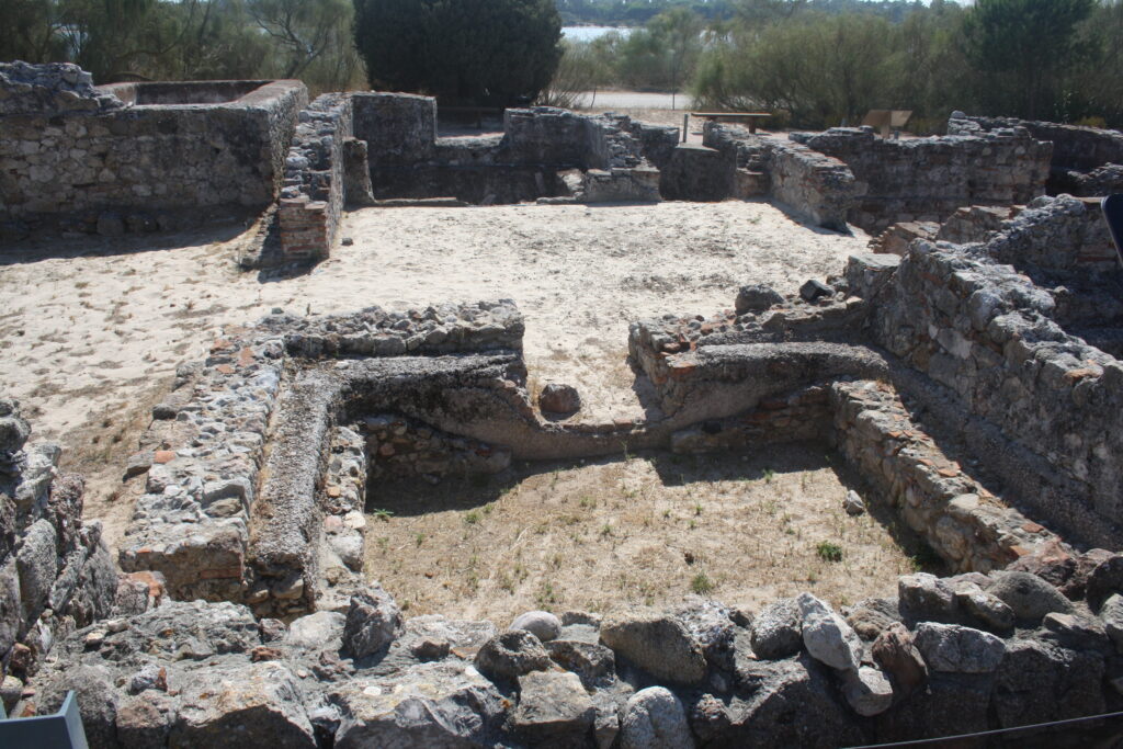 Η Συγκλονιστική Αρχαιολογική Ανακάλυψη της Ηράκλειας Σιντικής: Αγάπη και Φροντίδα σε Καιρούς Καταστροφής