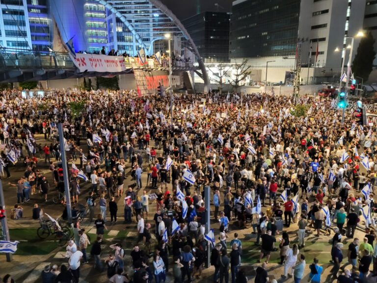 Tel_Aviv_Protest_pb - NewsOk