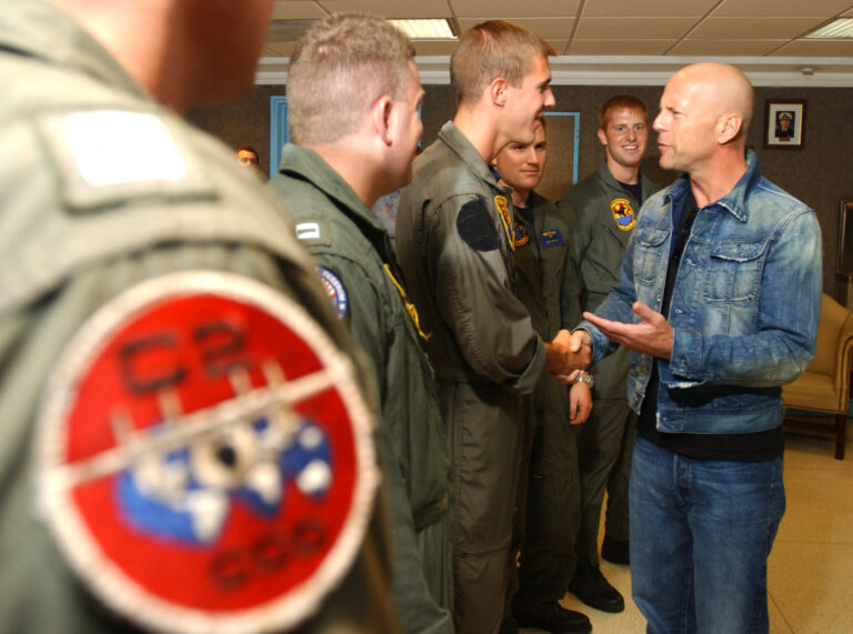 bruce_willis_pb - NewsOk