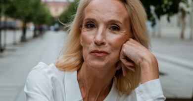 Μυστικά Αιωνιότητας από Ένα Μικροσκοπικό Έντομο: Οι Σφήκες “Κοσμήματα” Επιβραδύνουν τη Γήρανση, σύμφωνα με μελέτη