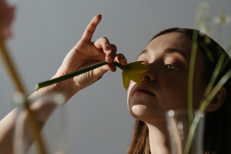 pexels-smelling - NewsOk