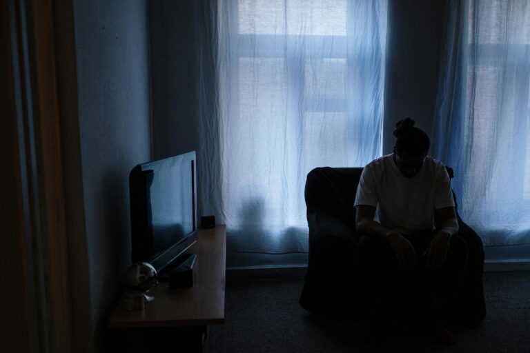pexels-cottonbro-6756360 - NewsOk agoraphobia_pexels