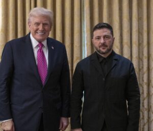 Donald_Trump_hosts_a_meeting_with_Ukrainian_President_Volodymyr_Zelenskyy_in_the_Cabinet_Room_of_the_White_House_on_October_17_2025_-_25 - NewsOk