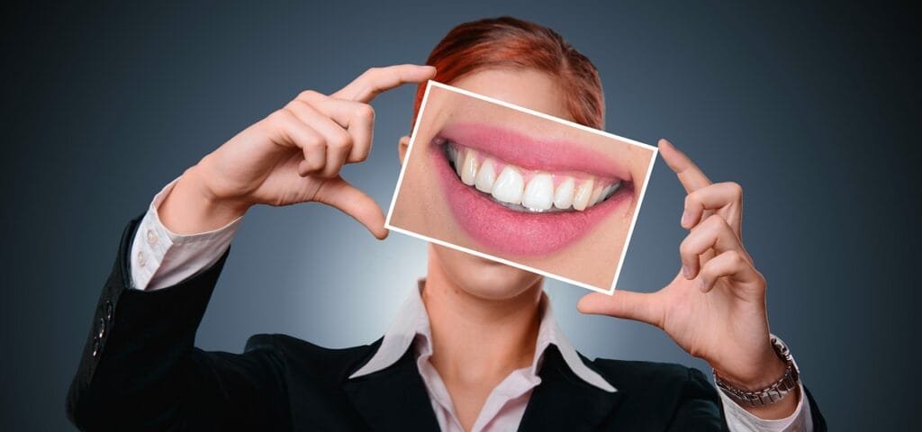 Photo by geralt - NewsOk woman, smile, teeth
